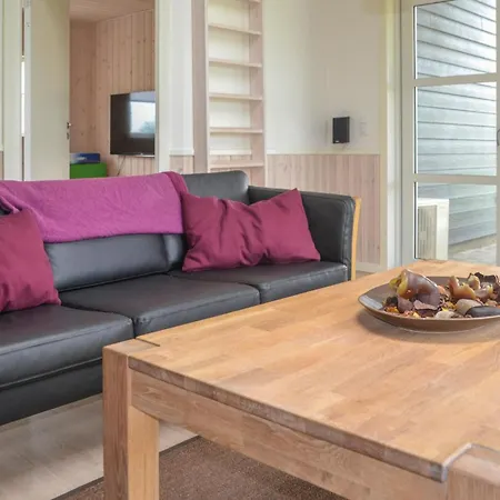 Pet Friendly In Skjern With Kitchen Vakantiehuis