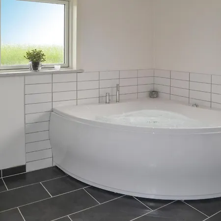 Pet Friendly In Skjern With Kitchen Vakantiehuis
